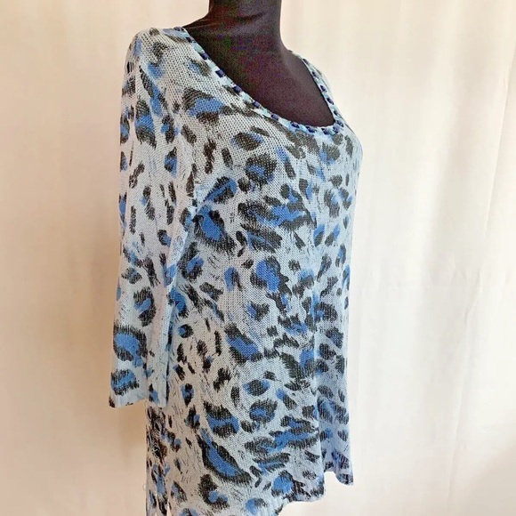 Alberto Makali Blue Leopard Print Loose Knit Top - size Small - Picture 3 of 6